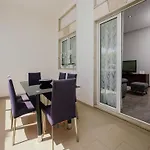 Casa vacanze In Croatia Near Blue & Red Lakes *