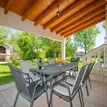 In Croatia Near Blue & Red Lakes Casa vacanze Imotski