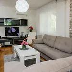 Casa vacanze In Croatia Near Blue & Red Lakes Imotski